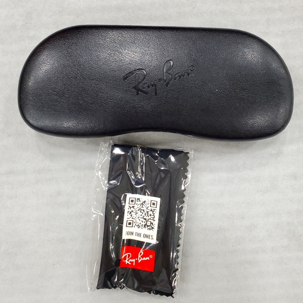 Ray Ban glasses case and cleaning cloth black with gray velvet lining